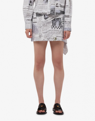 Moschino gonna stampa il giornale